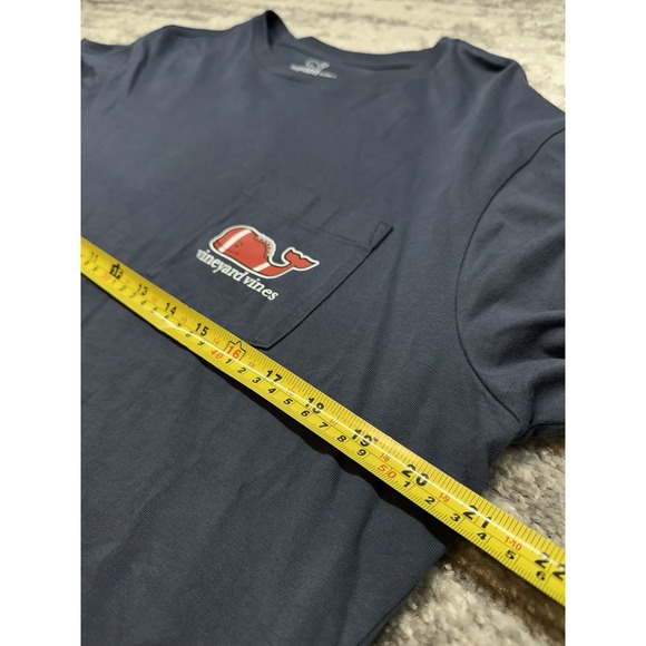 Vineyard Vines Football Whale Logo Graphic T-shirt Men Medium Blue Long Sleeve - Picture 9 of 11